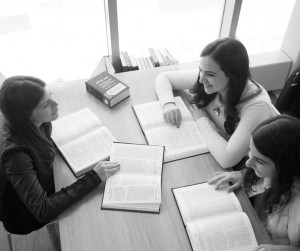 Stern College students learning in the beit midrash. Courtesy of Yeshiva University